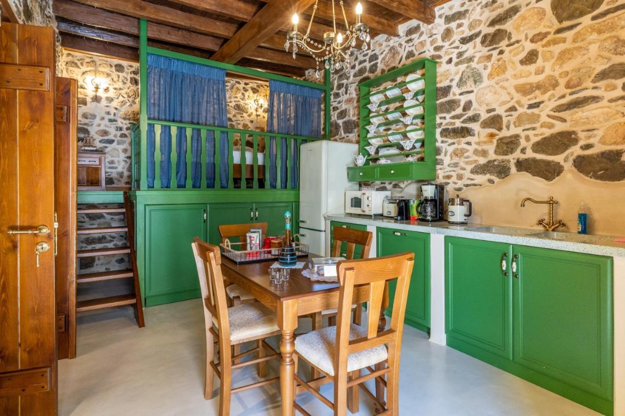 Aggel'S House - Stone House - Private Pool - Courtyard - Countryside Views Villa Kato Episkopi ภายนอก รูปภาพ