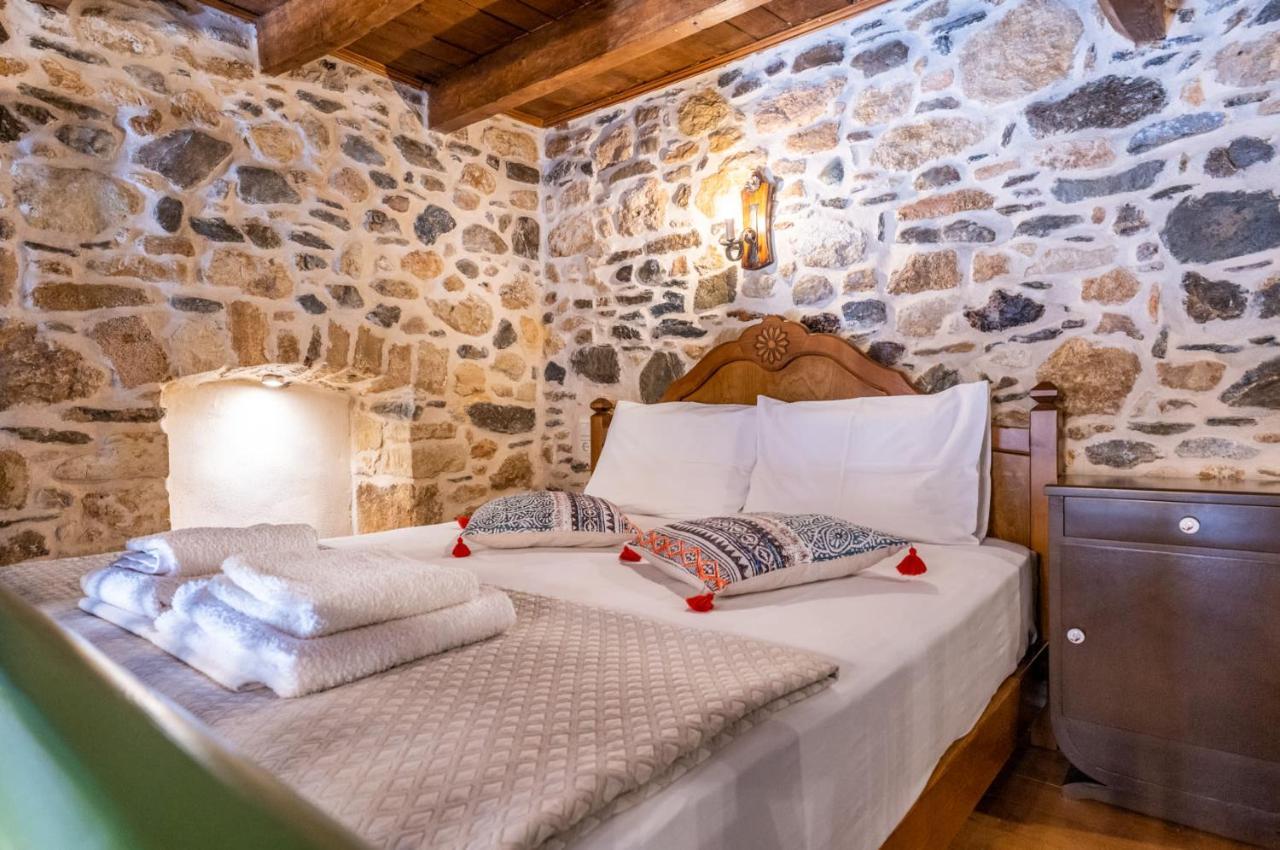 Aggel'S House - Stone House - Private Pool - Courtyard - Countryside Views Villa Kato Episkopi ภายนอก รูปภาพ